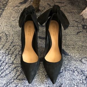 Black Schutz Pumps - Size US 7.5